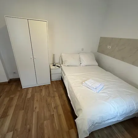 Elegante In Mg Apartment